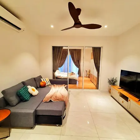 Cl 18A Modern Balcony Klcc View Infinity Pool Apartment Kuala Lumpur Exterior photo