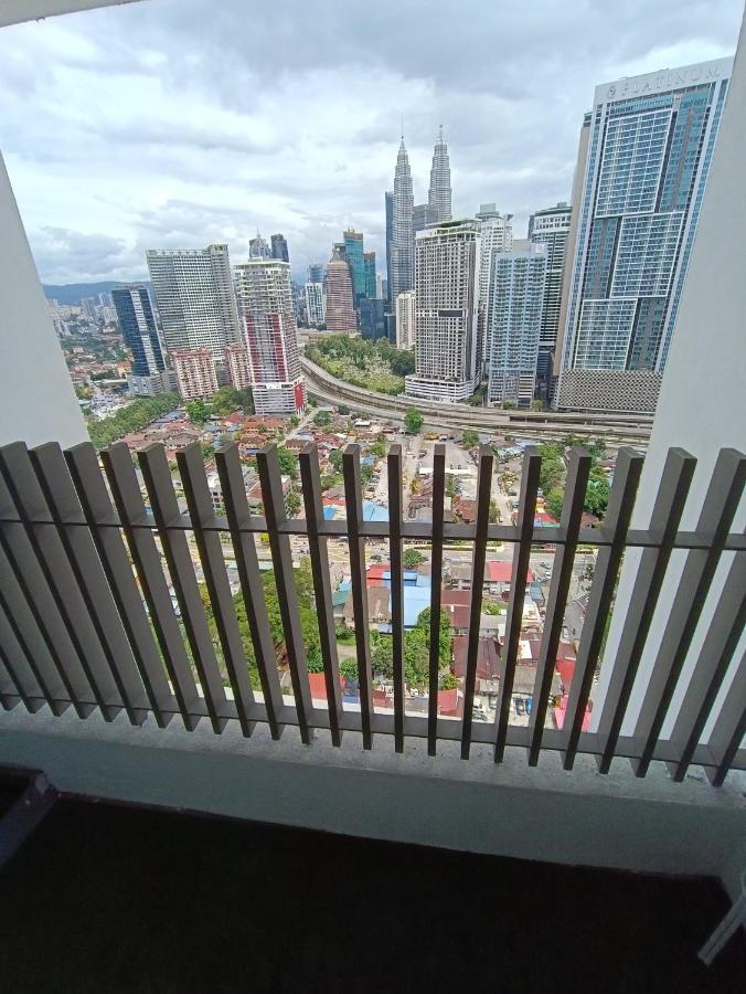 Apartment Cl 18a Modern Balcony Klcc View Infinity Pool