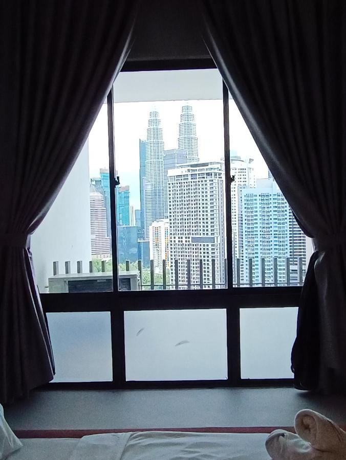Apartment Cl 18a Modern Balcony Klcc View Infinity Pool Kuala Lumpur